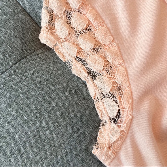 Tie Front Top with Lace Sleeve Detail - Picture 4 of 6